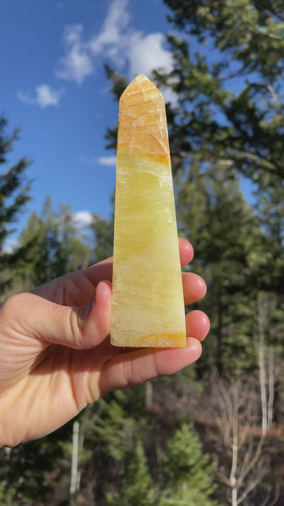 Lemon Calcite Tower - 35