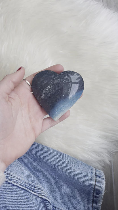 Blue Trolleite Heart - 53